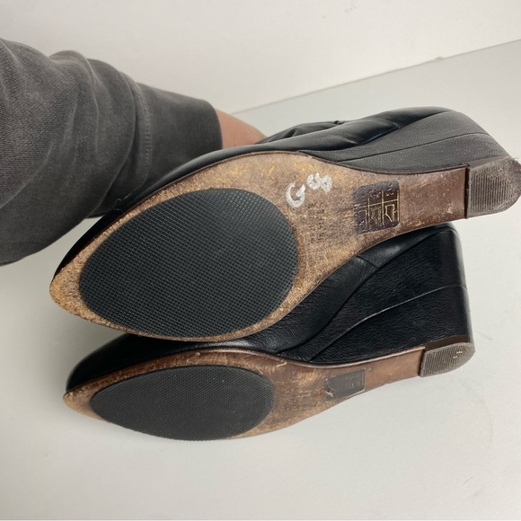 Diesel Black Leather Women's Wedge Booties Size 38/7.5 - Picture 6 of 10